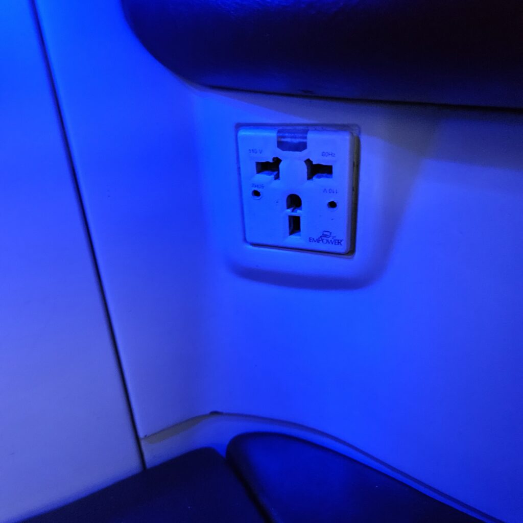 Qatar Airways Boeing 787-8 Business Class Universal Power Outlet