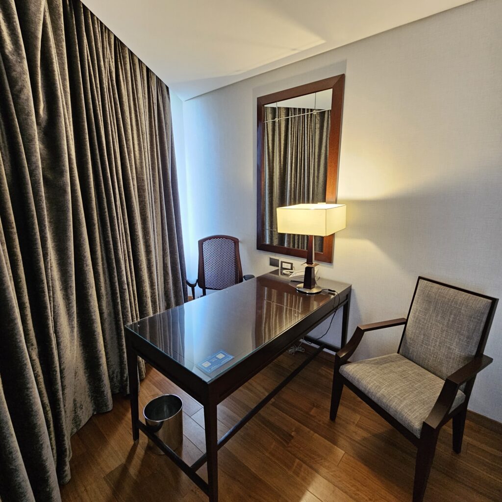 Hilton Mexico City Reforma Master Suite Living Room Office