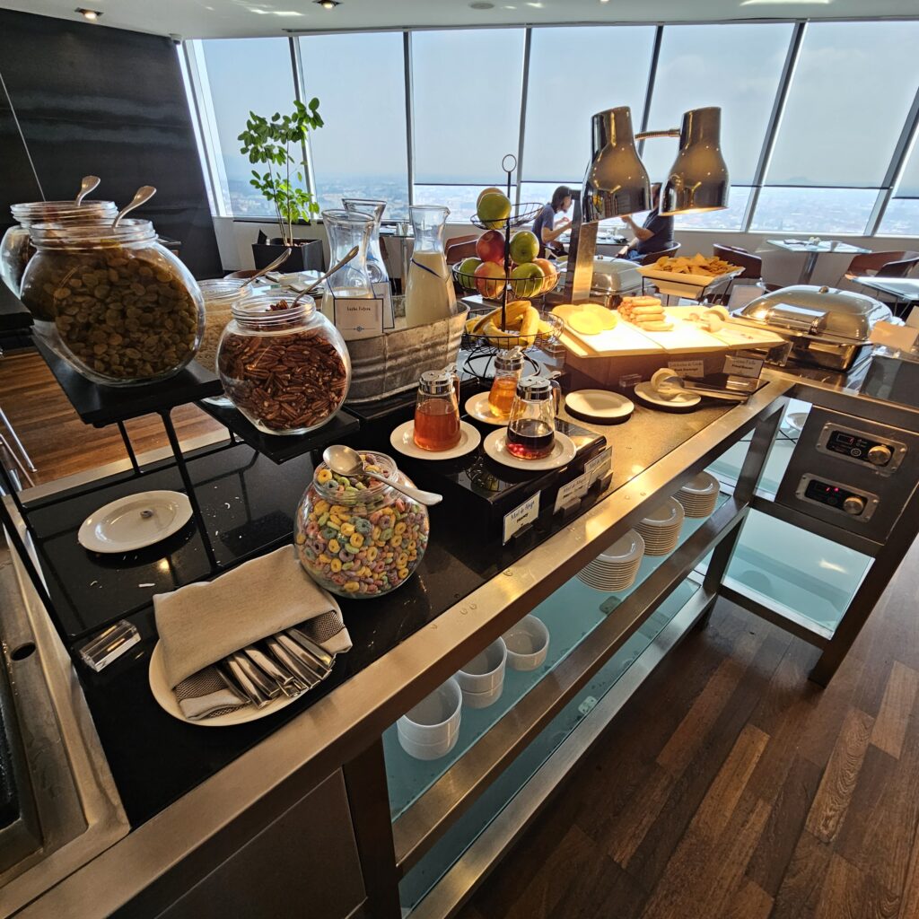 Hilton Mexico City Reforma Executive Lounge Breakfast Nuts & Jam