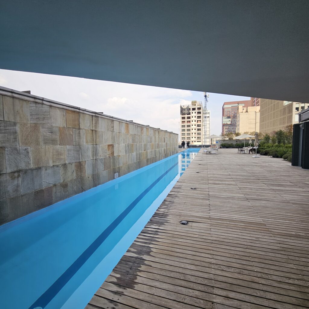 Hilton Mexico City Reforma Outdoor Pool