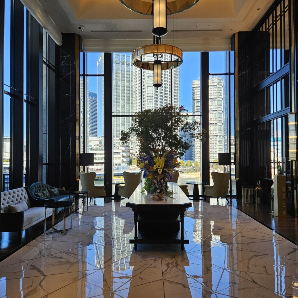 Hilton Yokohama Lobby