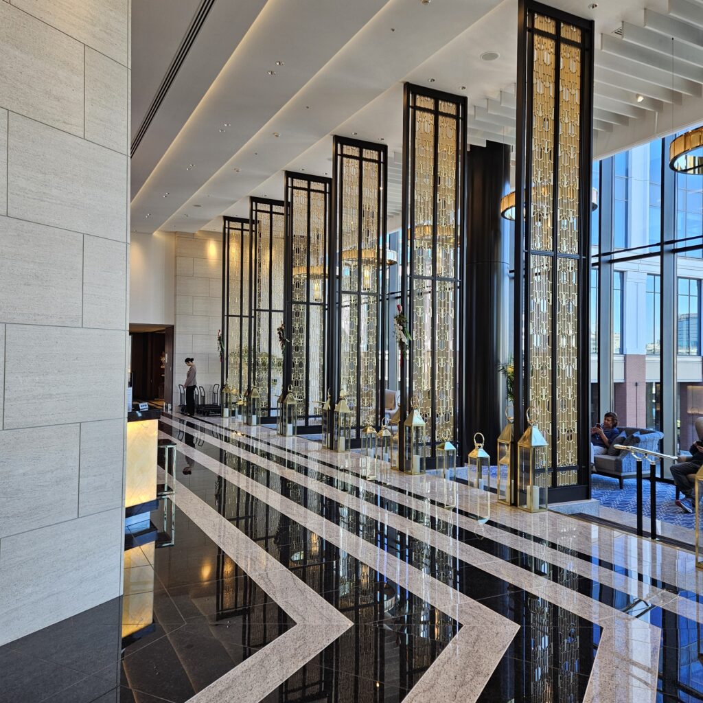 Hilton Yokohama Lobby