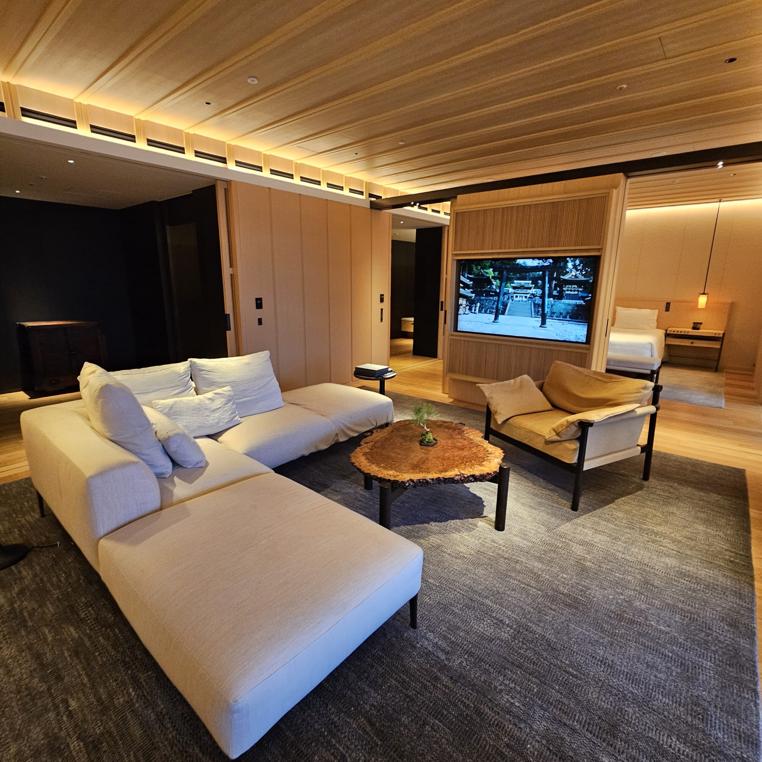 Marriott Free Night Certificate vs. Points Signup Bonus