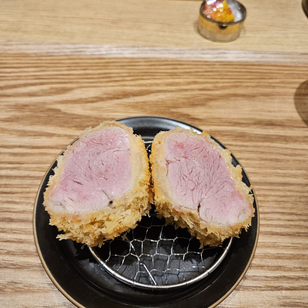 Tonkatsu Narikura Chateaubriand