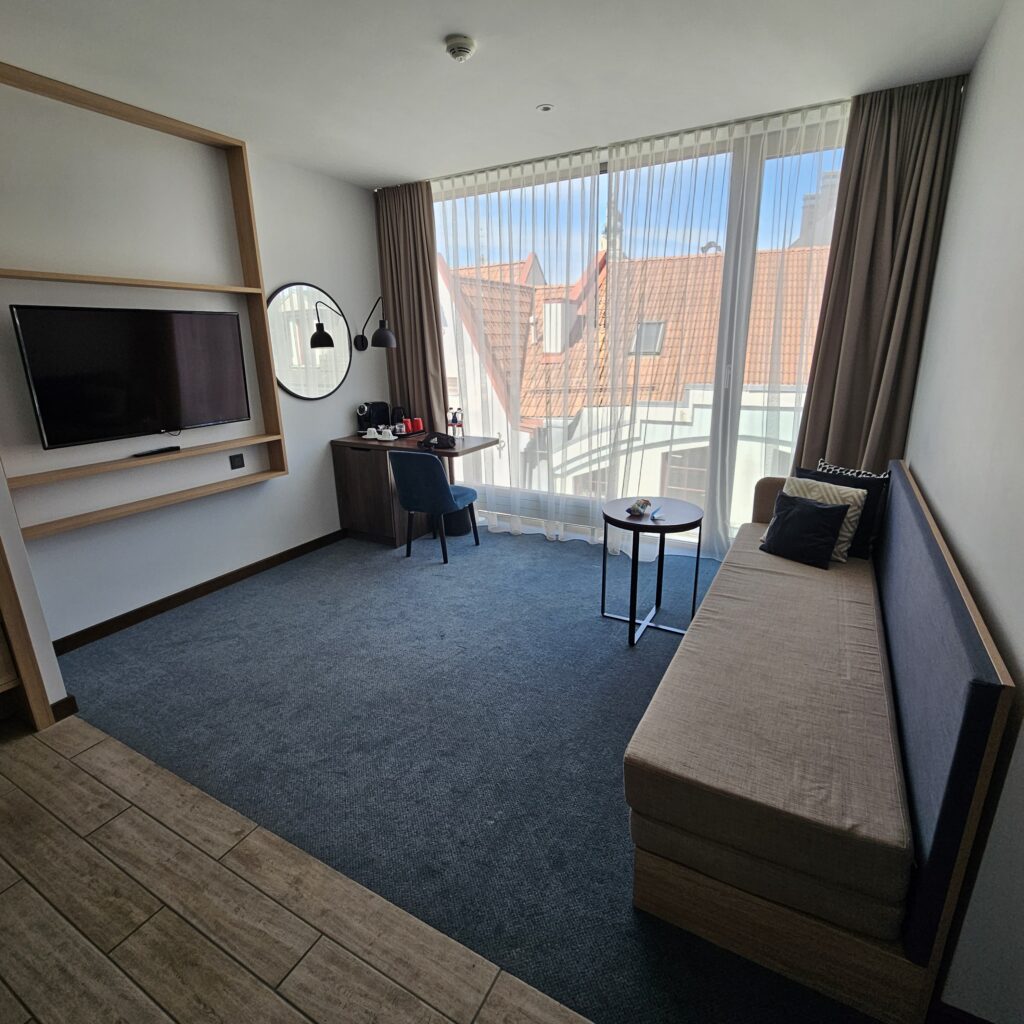 Hilton Garden Inn Riga King Deluxe Living Room