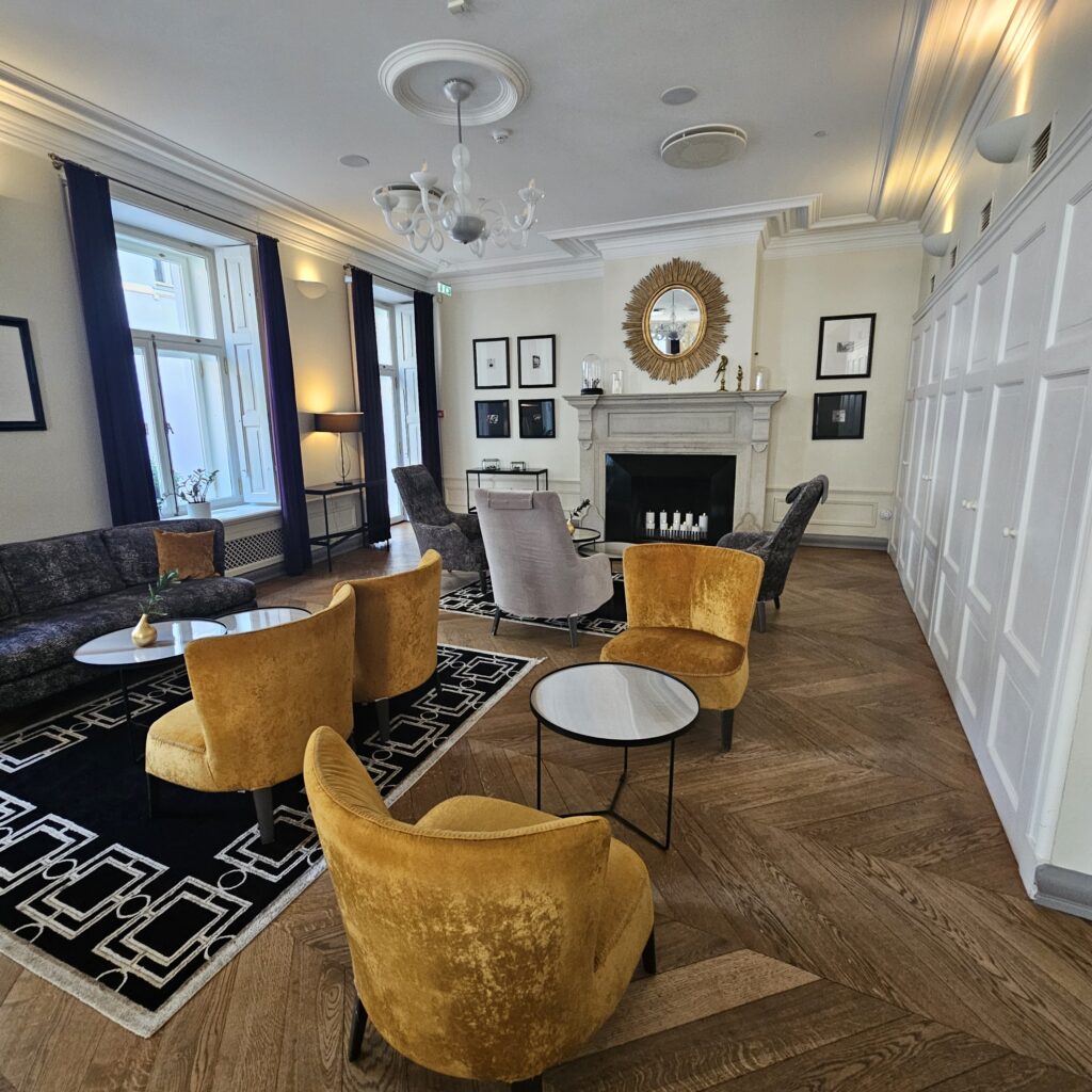 Hotel Telegraaf, Autograph Collection Lobby Lounge
