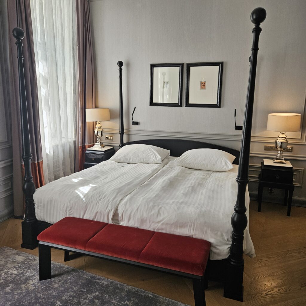 Hotel Telegraaf, Autograph Collection Siemens Suite King Bed