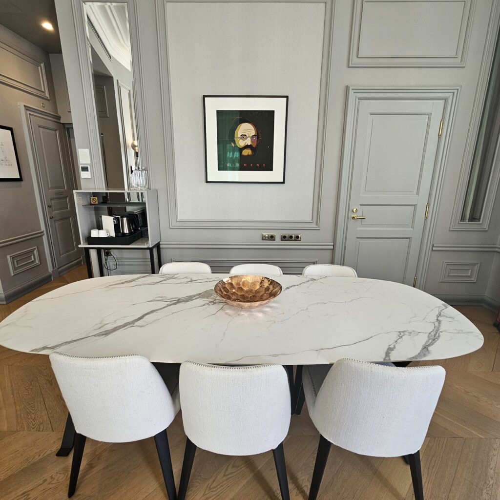 Hotel Telegraaf, Autograph Collection Siemens Suite Living Room