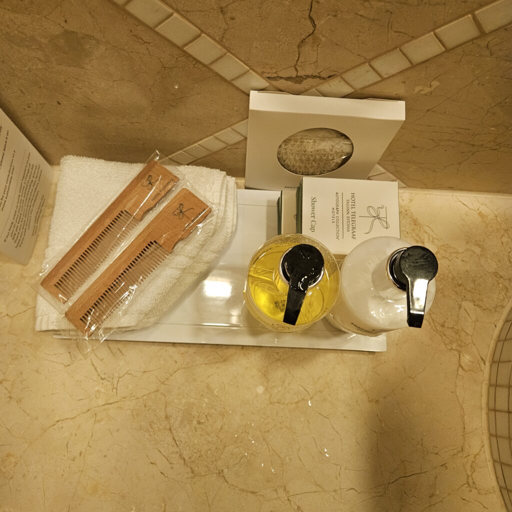 Hotel Telegraaf, Autograph Collection Siemens Suite Bathroom Amenities