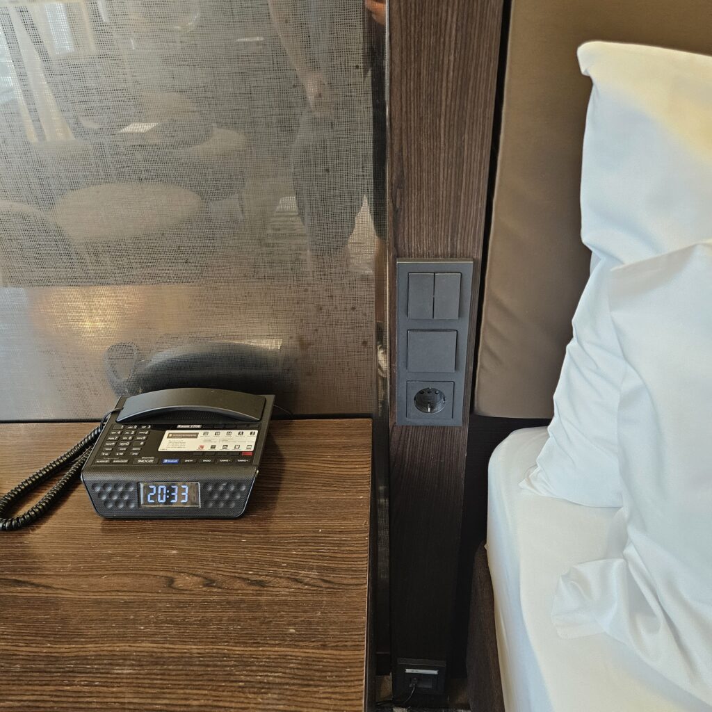 InterContinental Ljubljana Classic King Bedside Features
