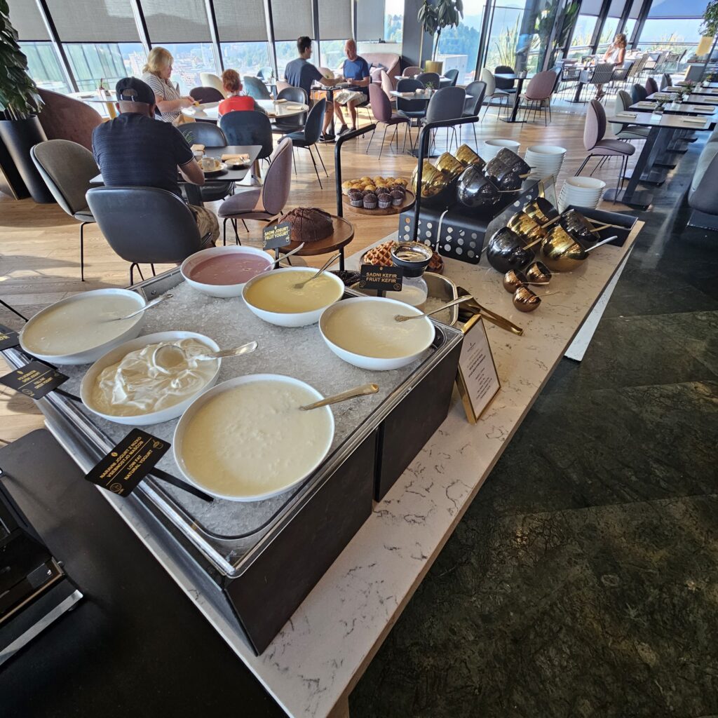 InterContinental Ljubljana B-Restaurant Breakfast