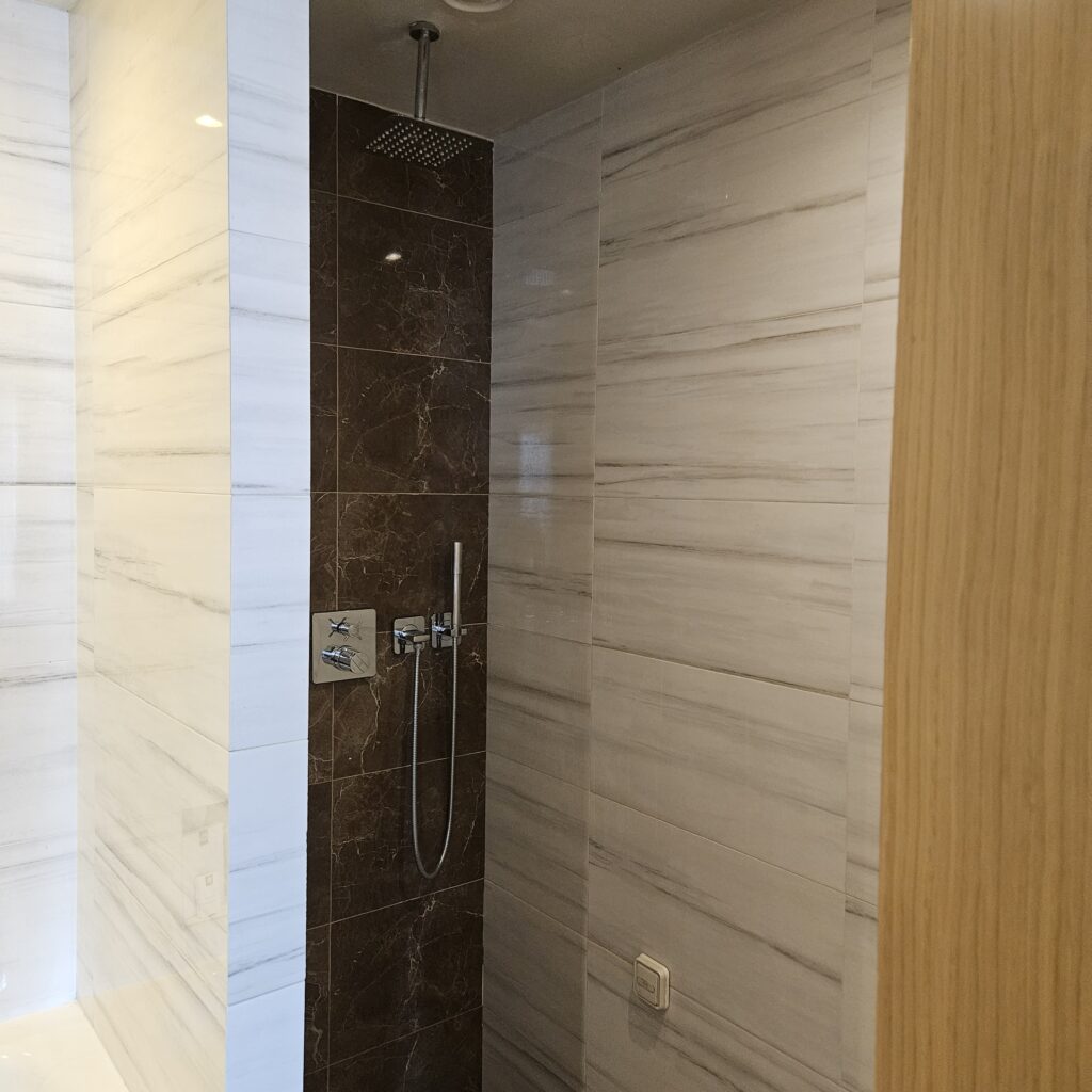 Skopje Marriott Executive Suite Walk-in Shower