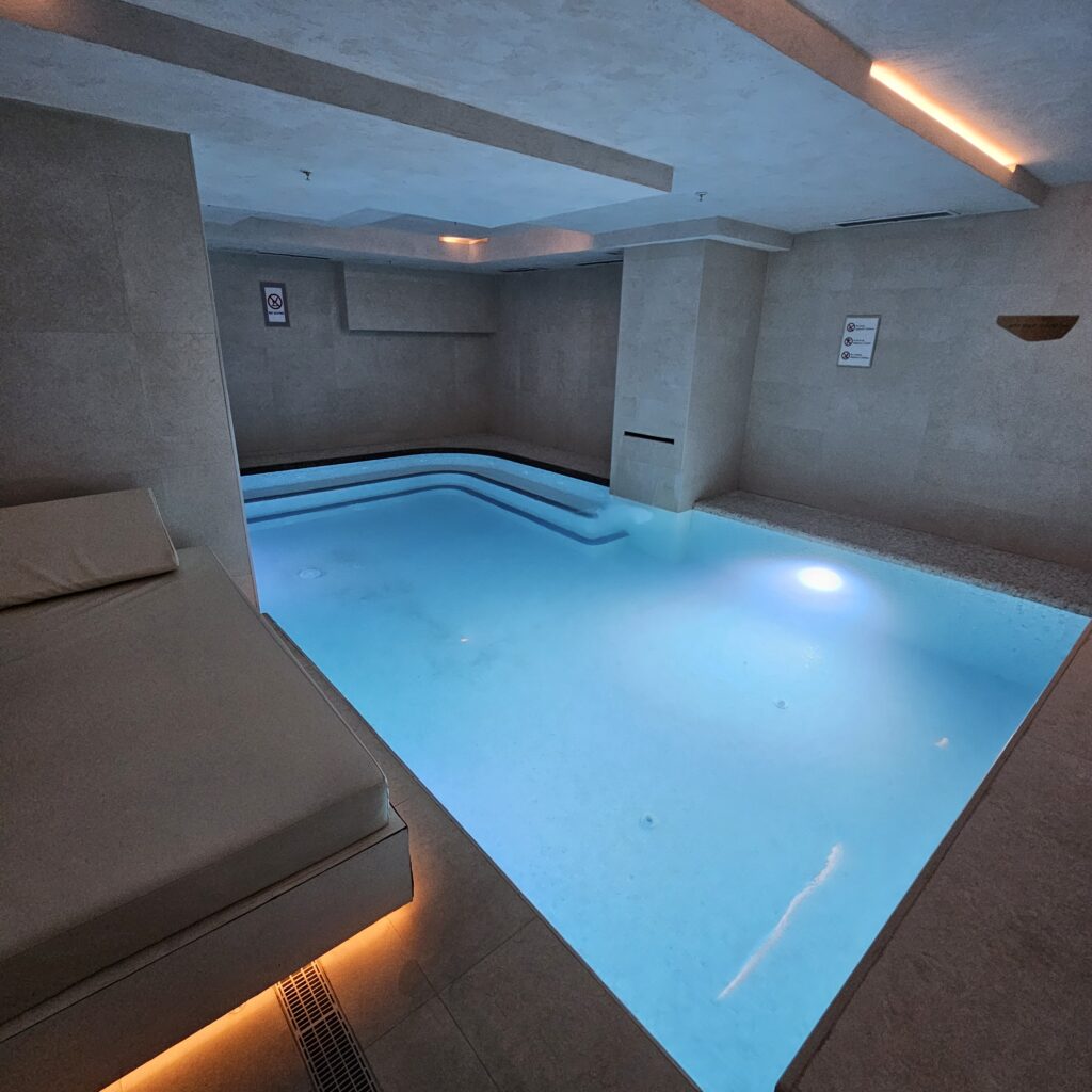 Skopje Marriott Pool