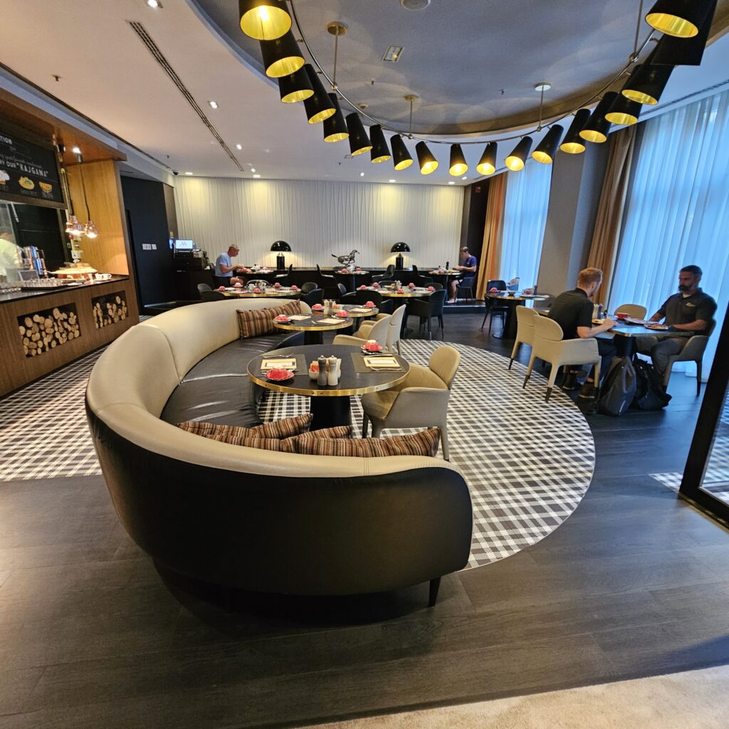 Skopje Marriott Distrikt Bar & Kitchen