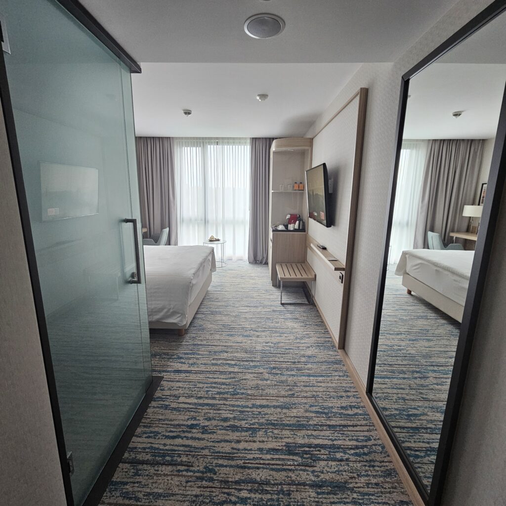 Courtyard Chisinau Superior Queen Room