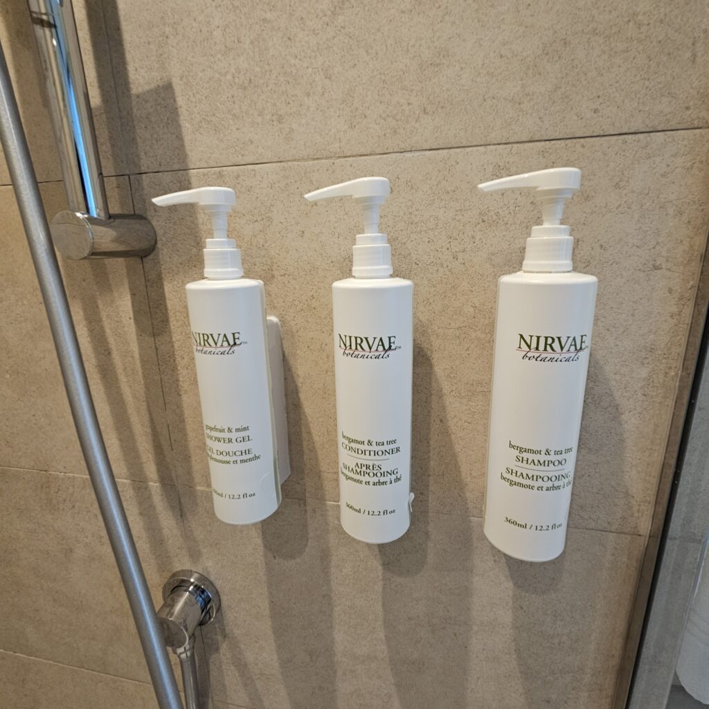 Courtyard Chisinau Shower Amenities