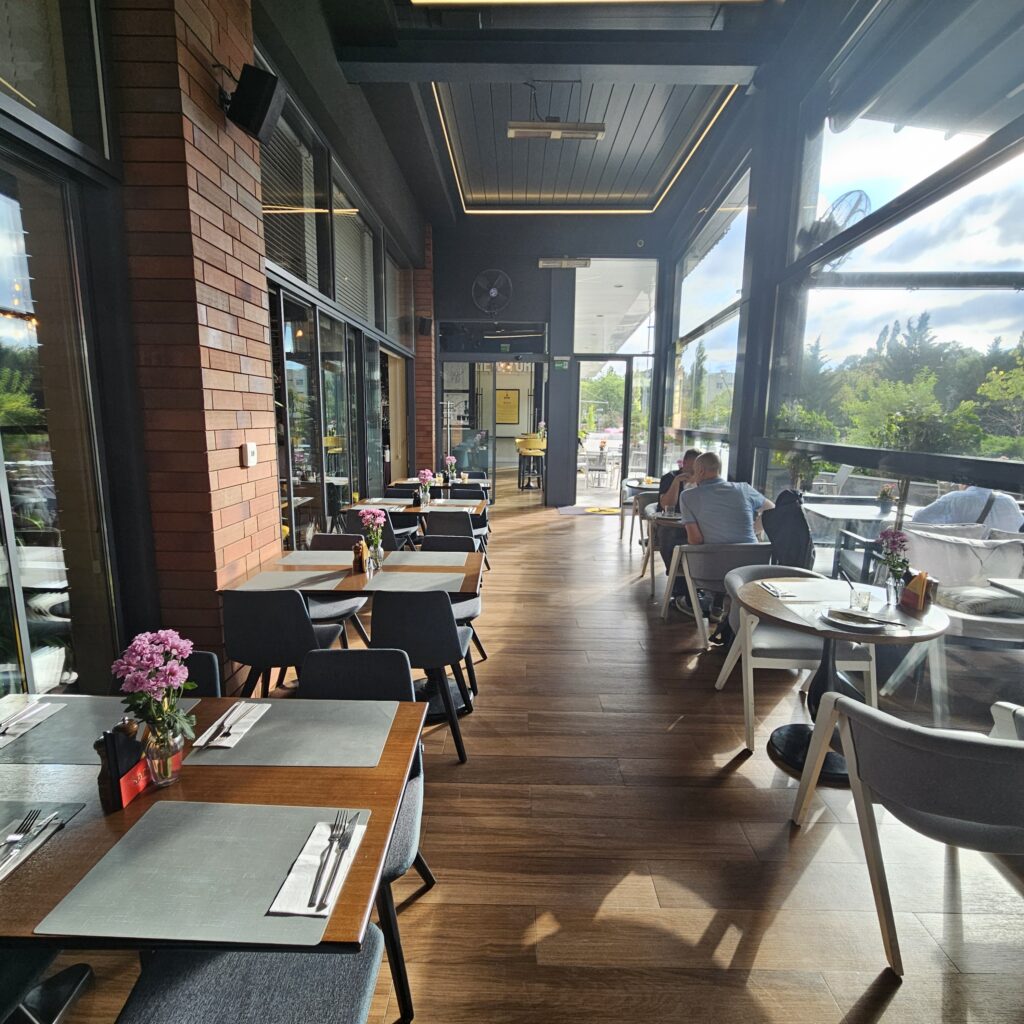 Courtyard Chisinau New York Restaurant