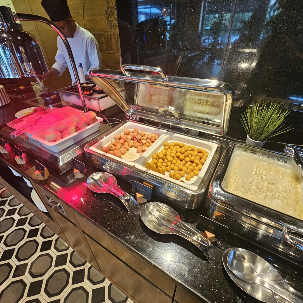 Courtyard Chisinau Breakfast