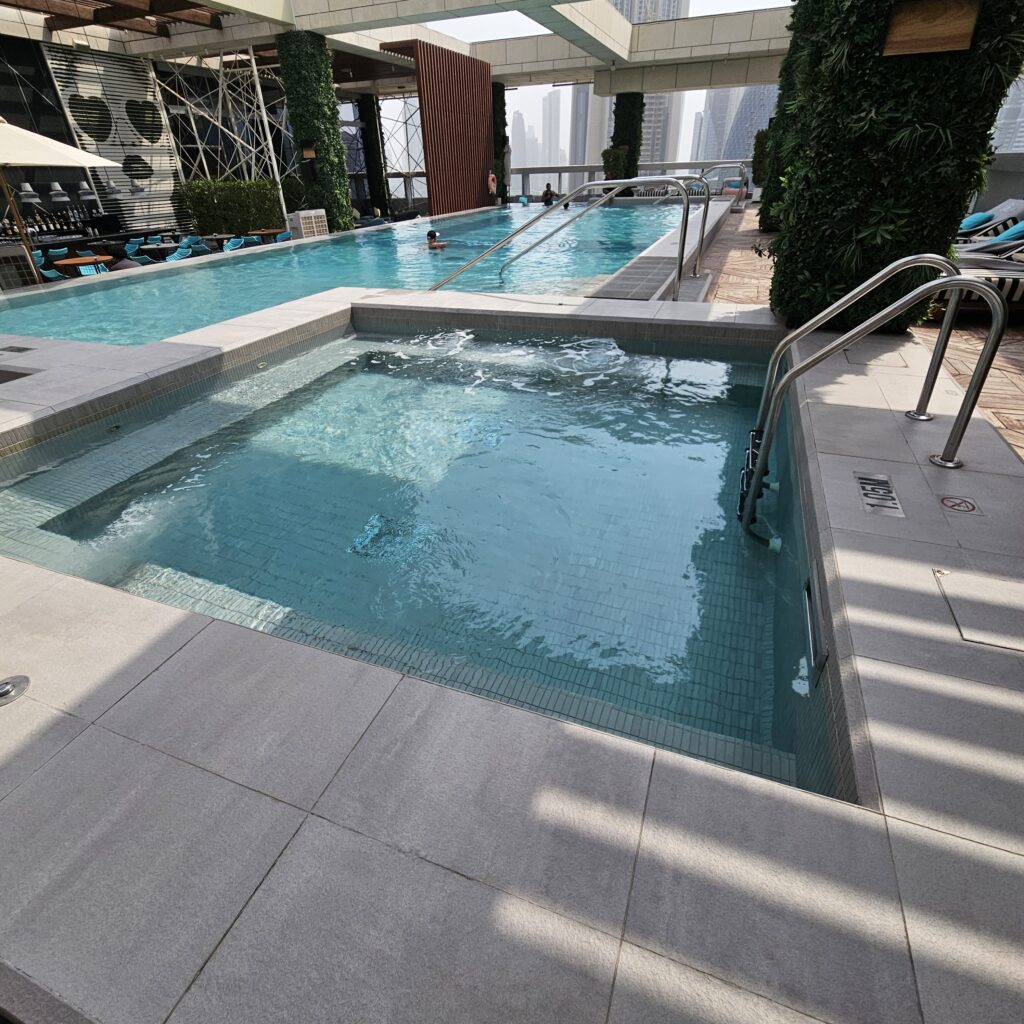 Waldorf Astoria DIFC Pool