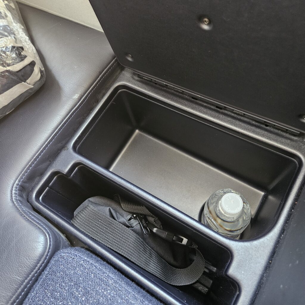 Review: Finnair Airbus A350-900 Business Class (DFW-HEL) 8 Finnair Airbus A350-900 Business Class Seat Side Storage