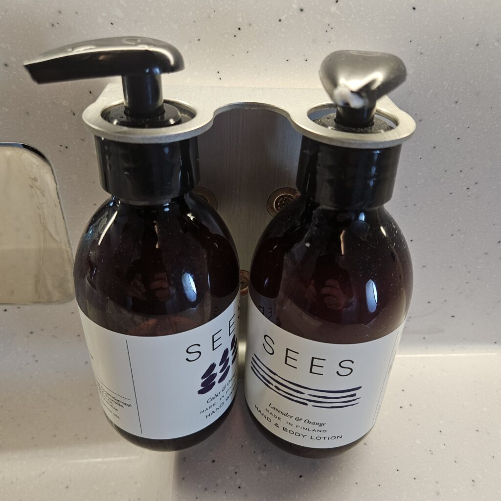 Review: Finnair Airbus A350-900 Business Class (DFW-HEL) 31 Finnair Airbus A350-900 Lavatory SEES Toiletries