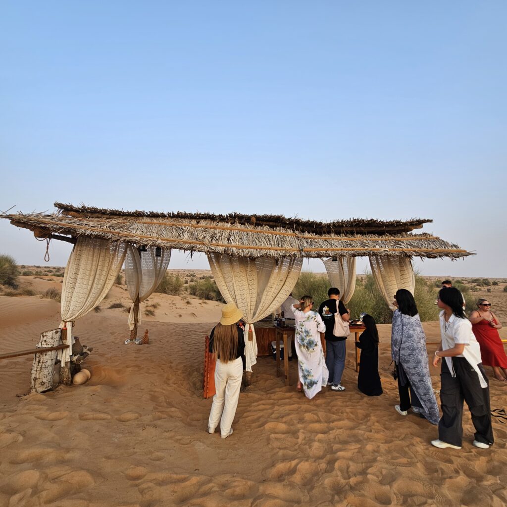 Al Maha Desert Resort Sundowner