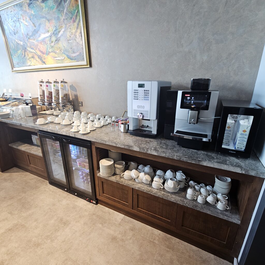 Primeclass Lounge SKP Drinks Machine