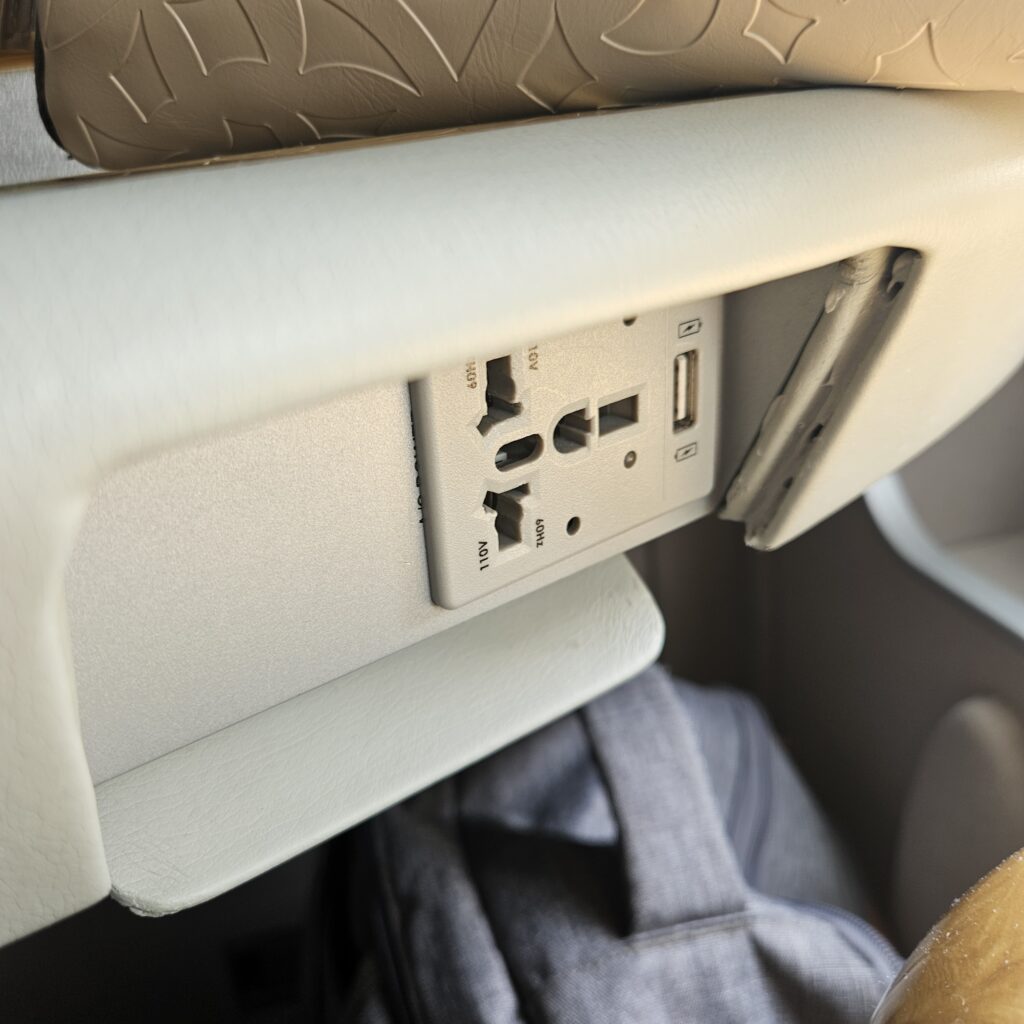 Review: Emirates Airbus A380-800 First Class (DXB-IAH) 17 Emirates Airbus A380 First Class Universal Plug