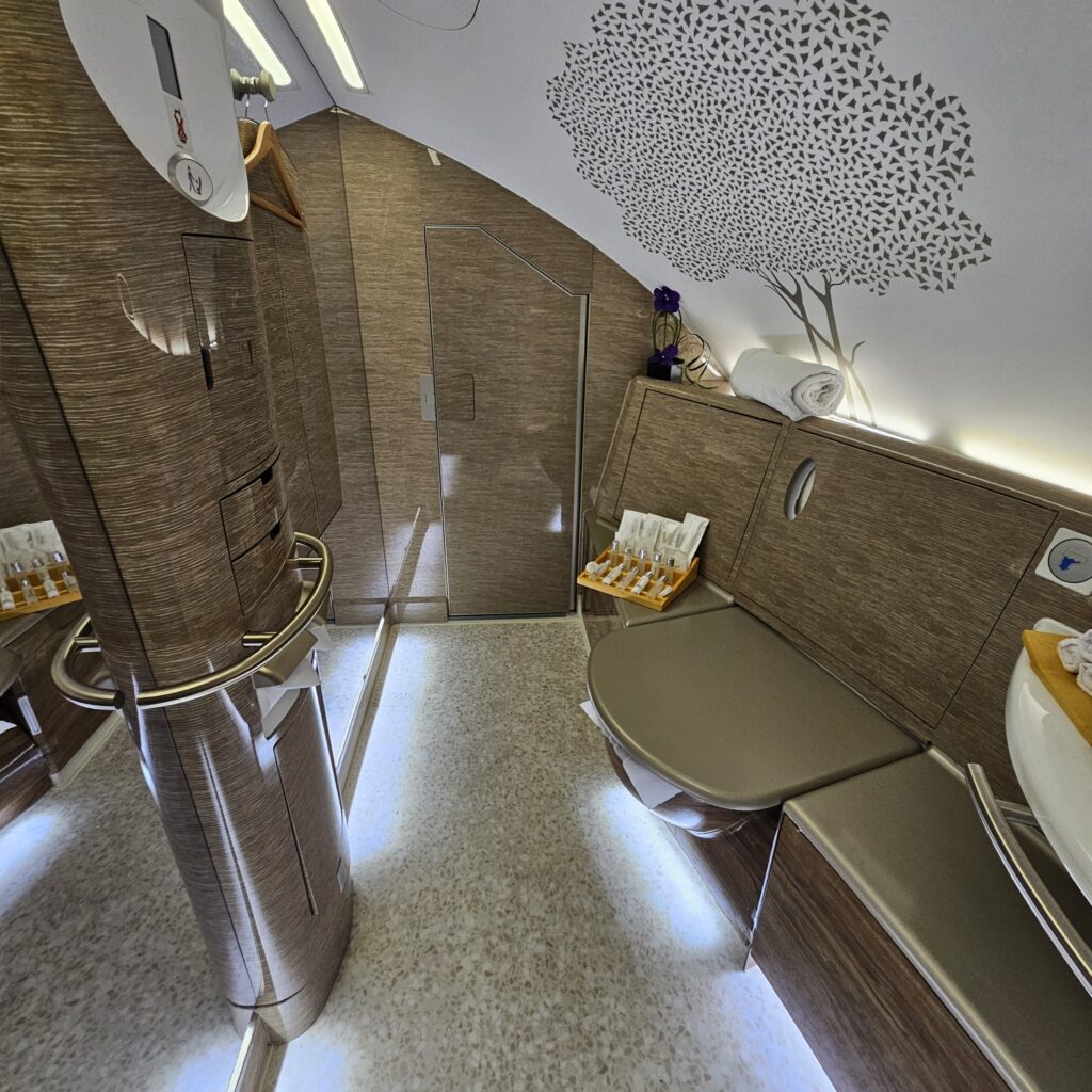 Review: Emirates Airbus A380-800 First Class (DXB-IAH) 36 Emirates Airbus A380-800 First Class Bathroom