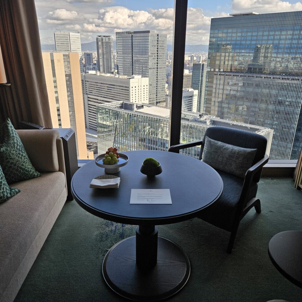Waldorf Astoria Osaka Premier Room Round Table