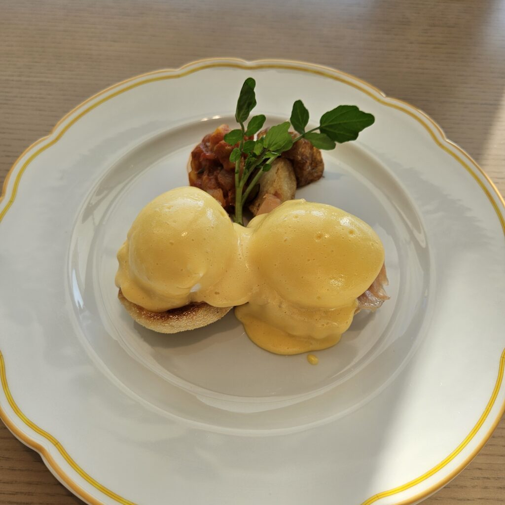 Waldorf Astoria Osaka Breakfast Salmon Eggs Benedict