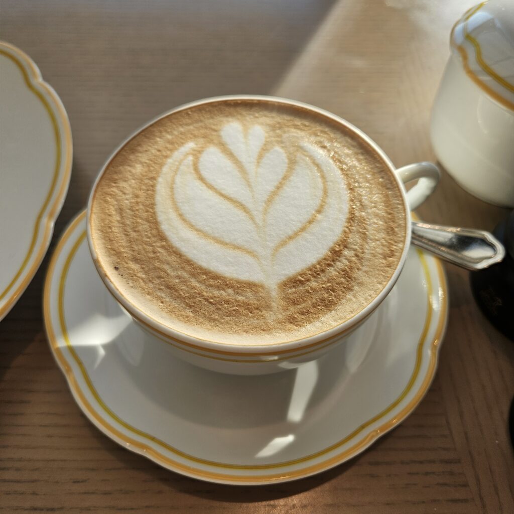Waldorf Astoria Osaka Breakfast Latte