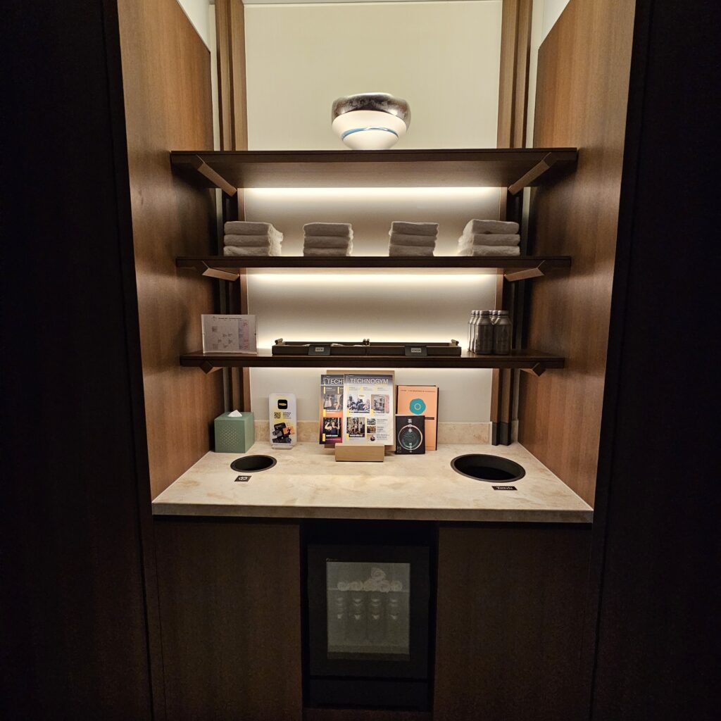 Waldorf Astoria Osaka Fitness Center Refreshments