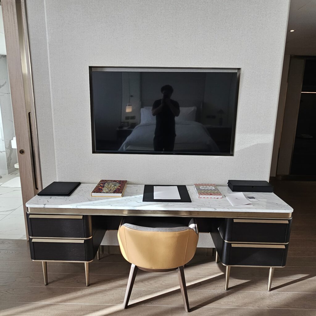 St. Regis Belgrade Junior Suite TV