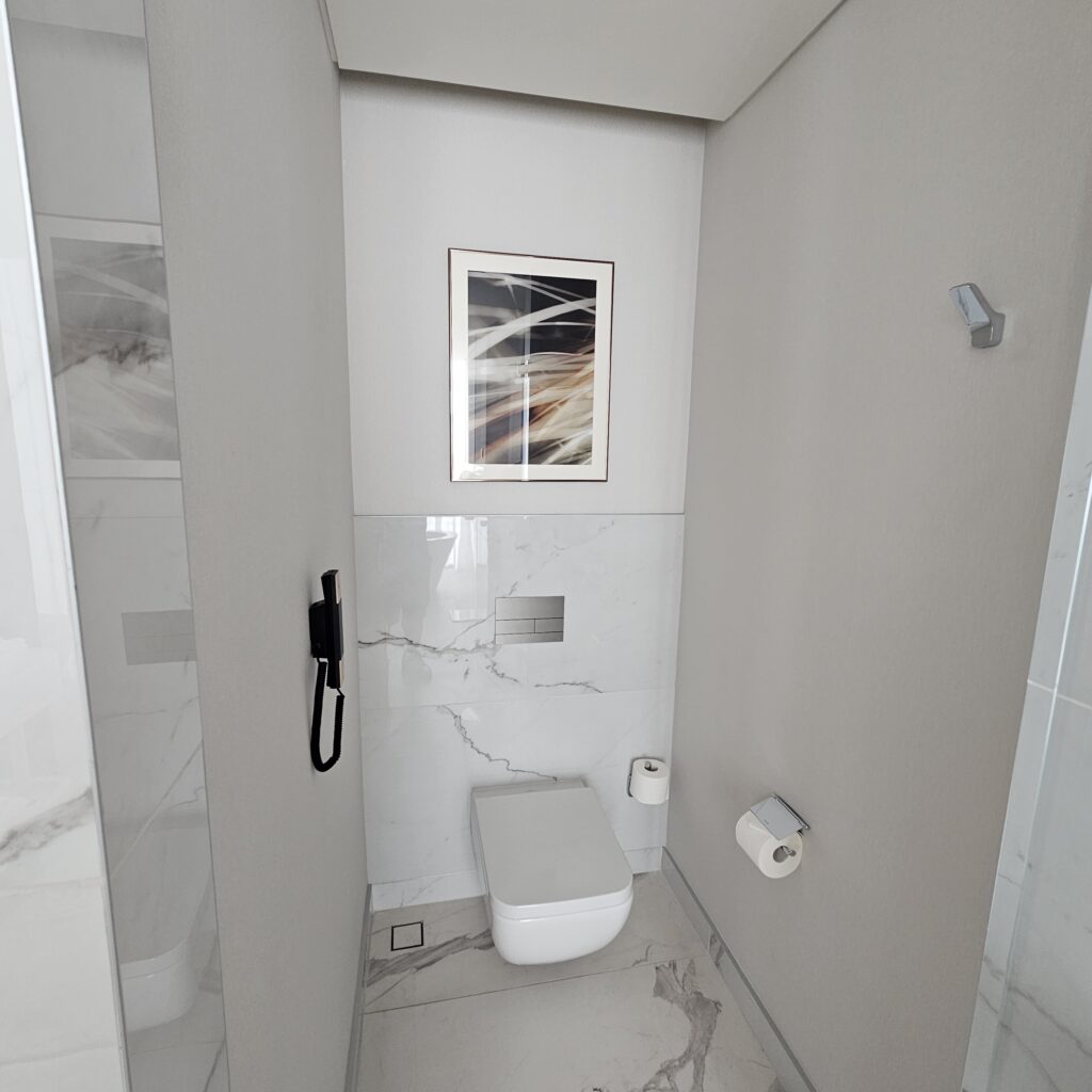 St. Regis Belgrade Junior Suite Toilet