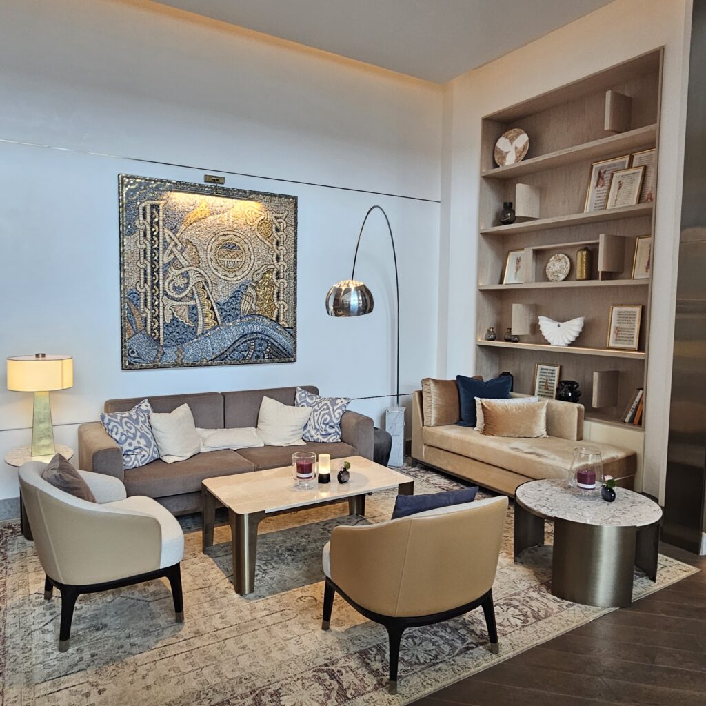 St. Regis Belgrade Rise Patisserie