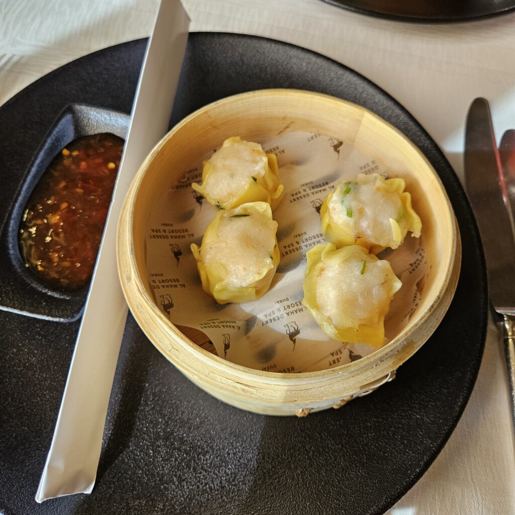 Al Maha Desert Resort Al Diwaan Breakfast