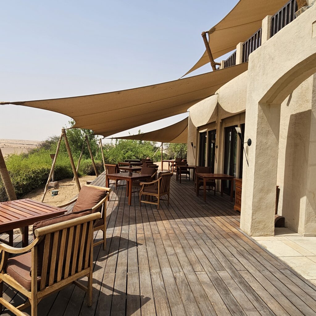Al Maha Desert Resort Al Diwaan Restaurant Terrace