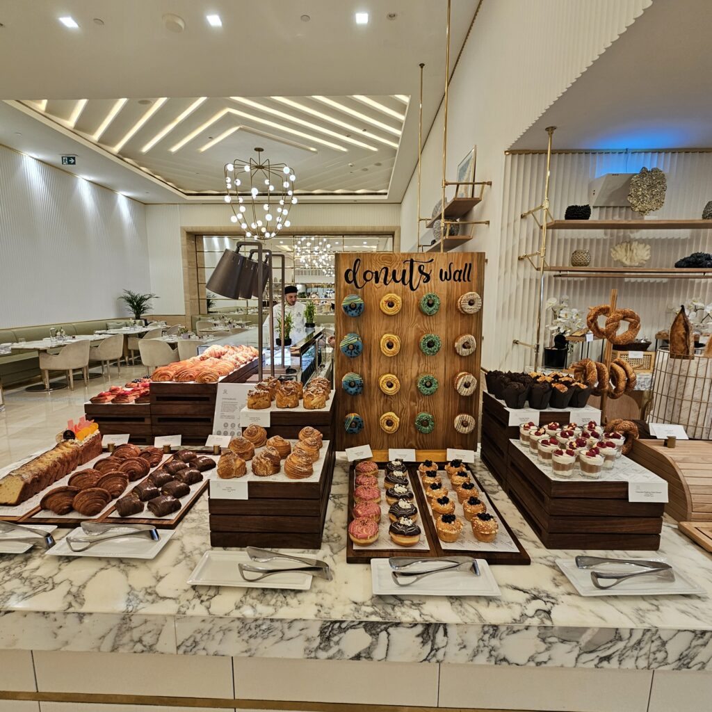 St. Regis Dubai The Palm Breakfast