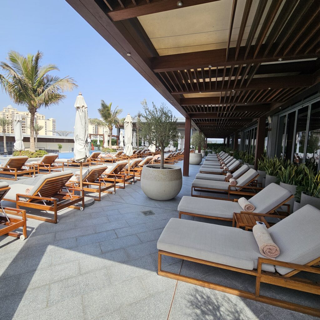 St. Regis Dubai The Palm Pool