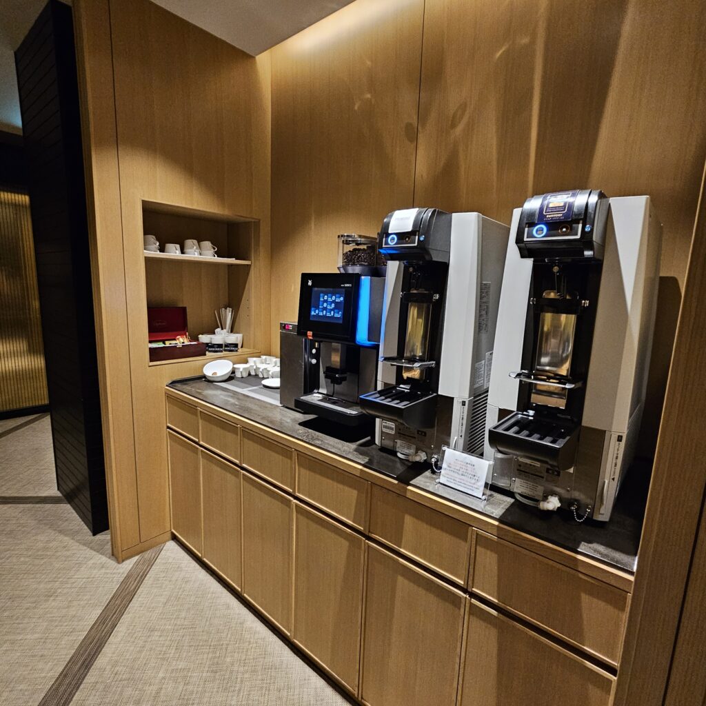 The Prince Sakura Tower Tokyo Club Lounge