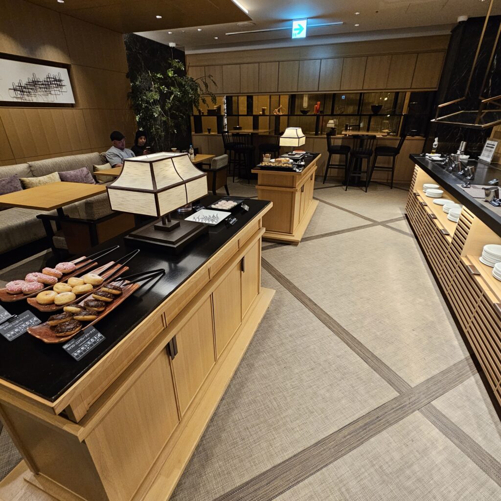 The Prince Sakura Tower Tokyo Club Lounge