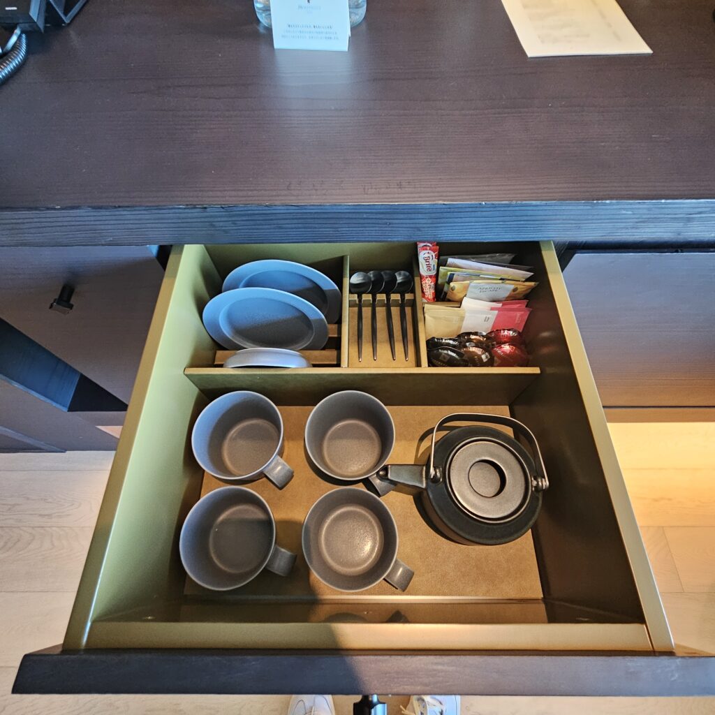 JW Marriott Tokyo Executive Suite Pantry