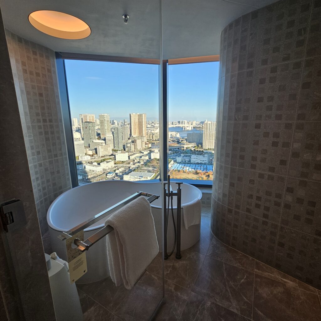 JW Marriott Tokyo Executive Suite Bathroom