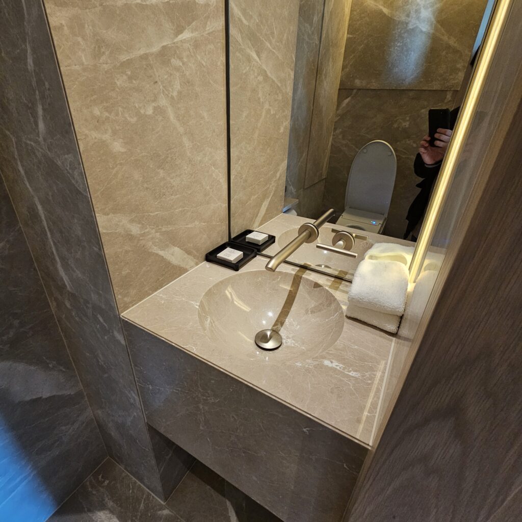 JW Marriott Tokyo Toilet Room