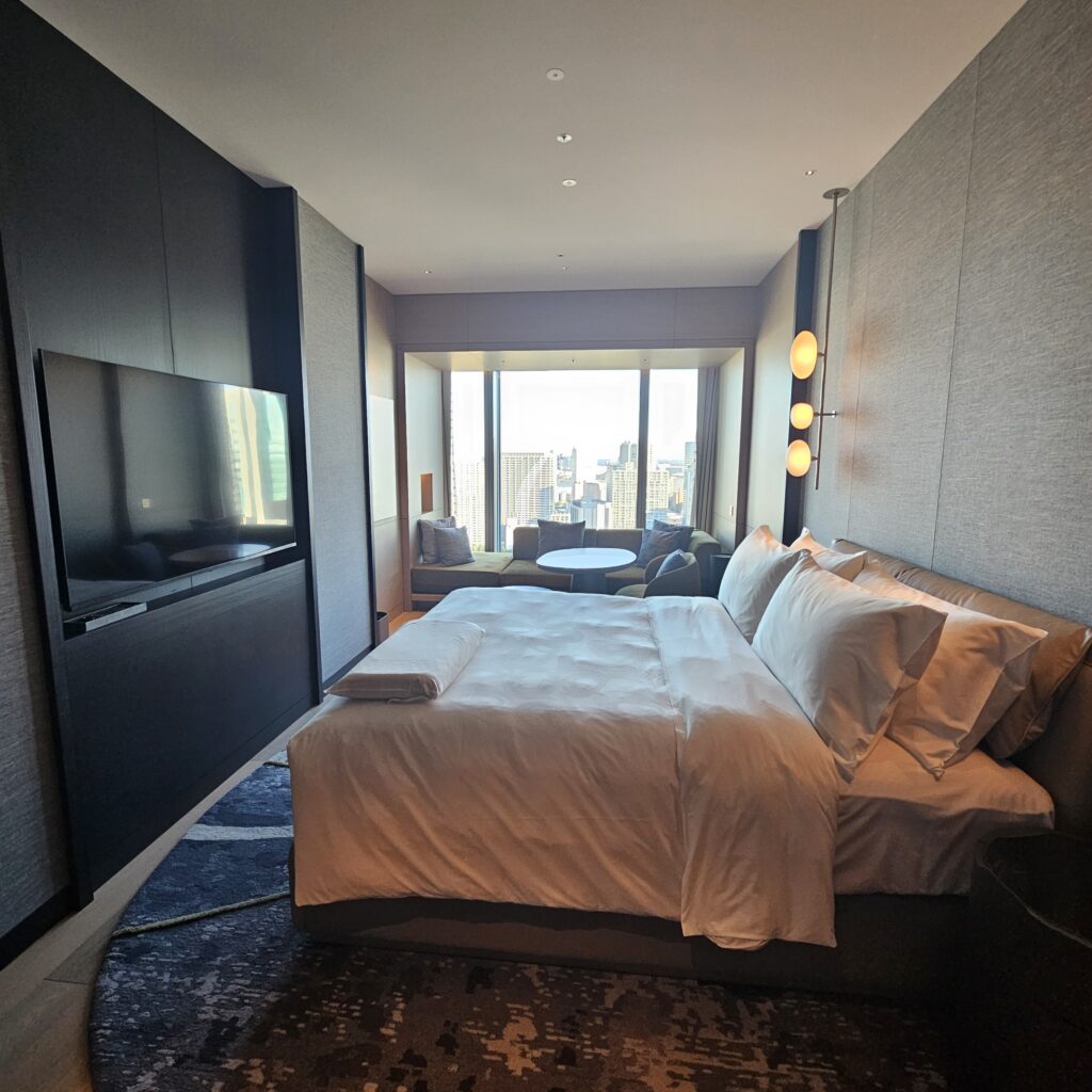 JW Marriott Tokyo Executive Lounge Bedroom