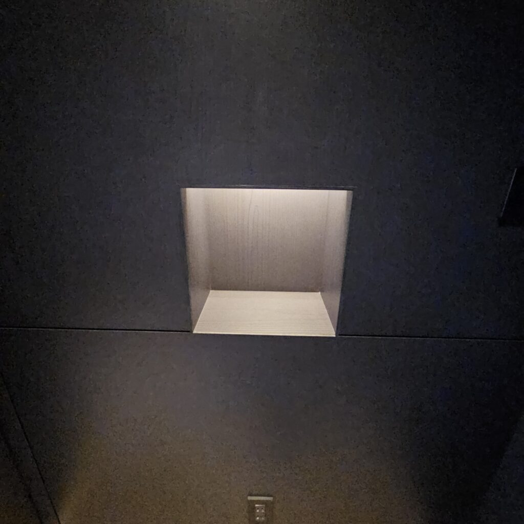 JW Marriott Tokyo Executive Suite Entryway