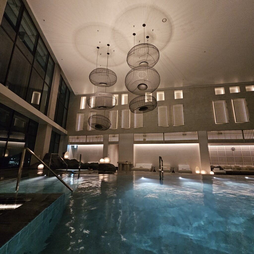 JW Marriott Tokyo Pool