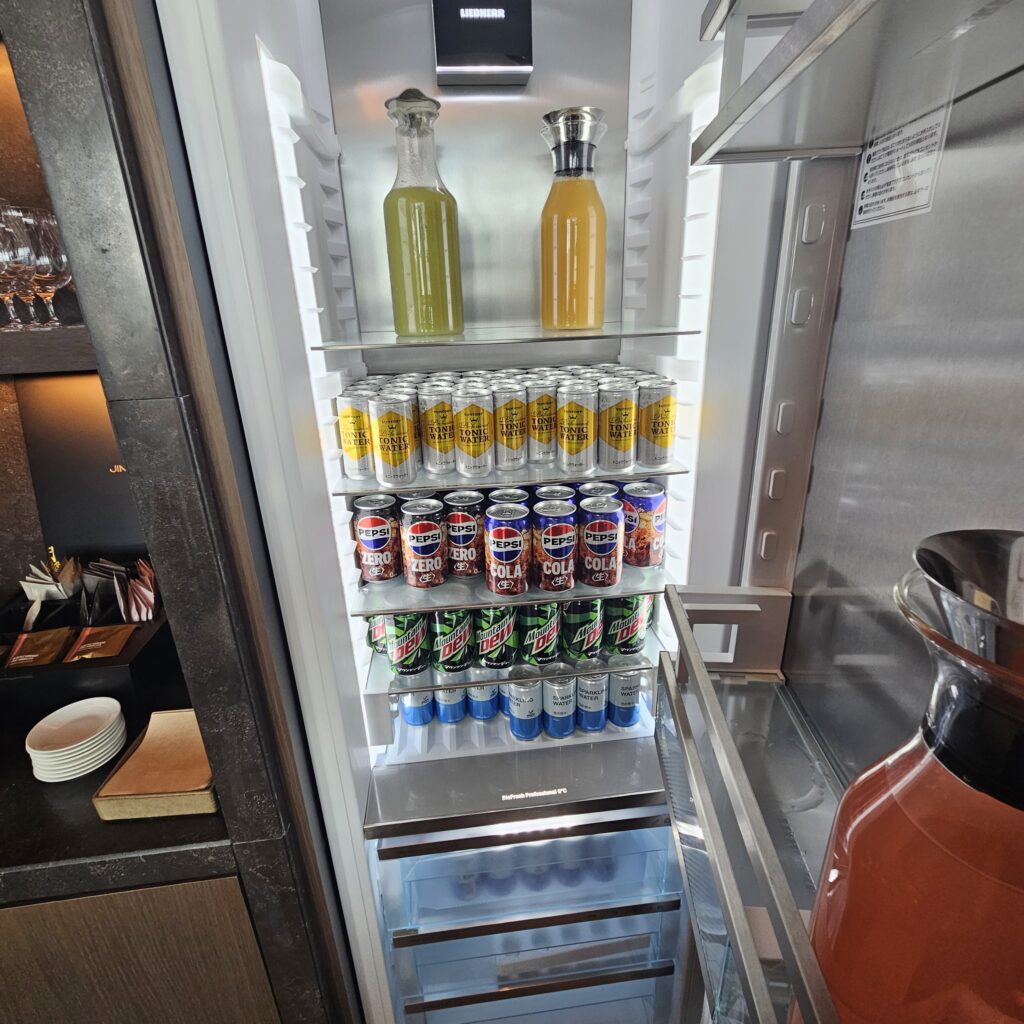 JW Marriott Tokyo Executive Lounge Drinks