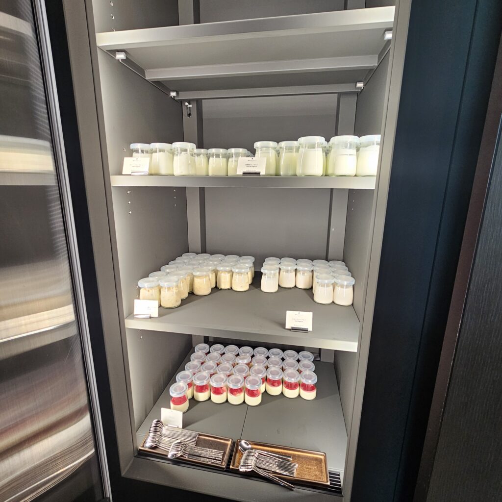 JW Marriott Tokyo Executive Lounge Breakfast